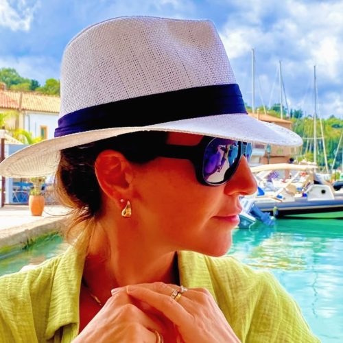 Desiree Duray moderatoren English German Dutch moderator Europe Middle East book at official agent Great British Moderators