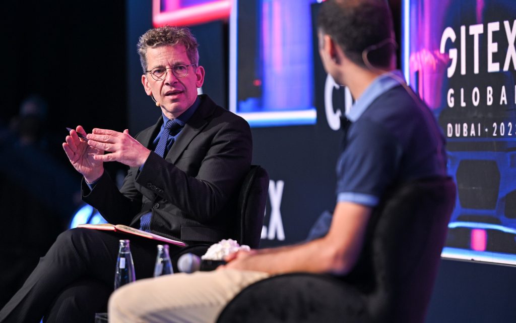 Multilingual moderator convention EMcee summit Events Host event presenter facilitator book at international agent Great British Moderators